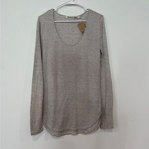 Michael Stars Striped U- Neck Long Sleeve Tee in Light Gray and Beige